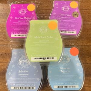 Scentsy 3.2 fl oz wax bars, 5 scents please see pics for names